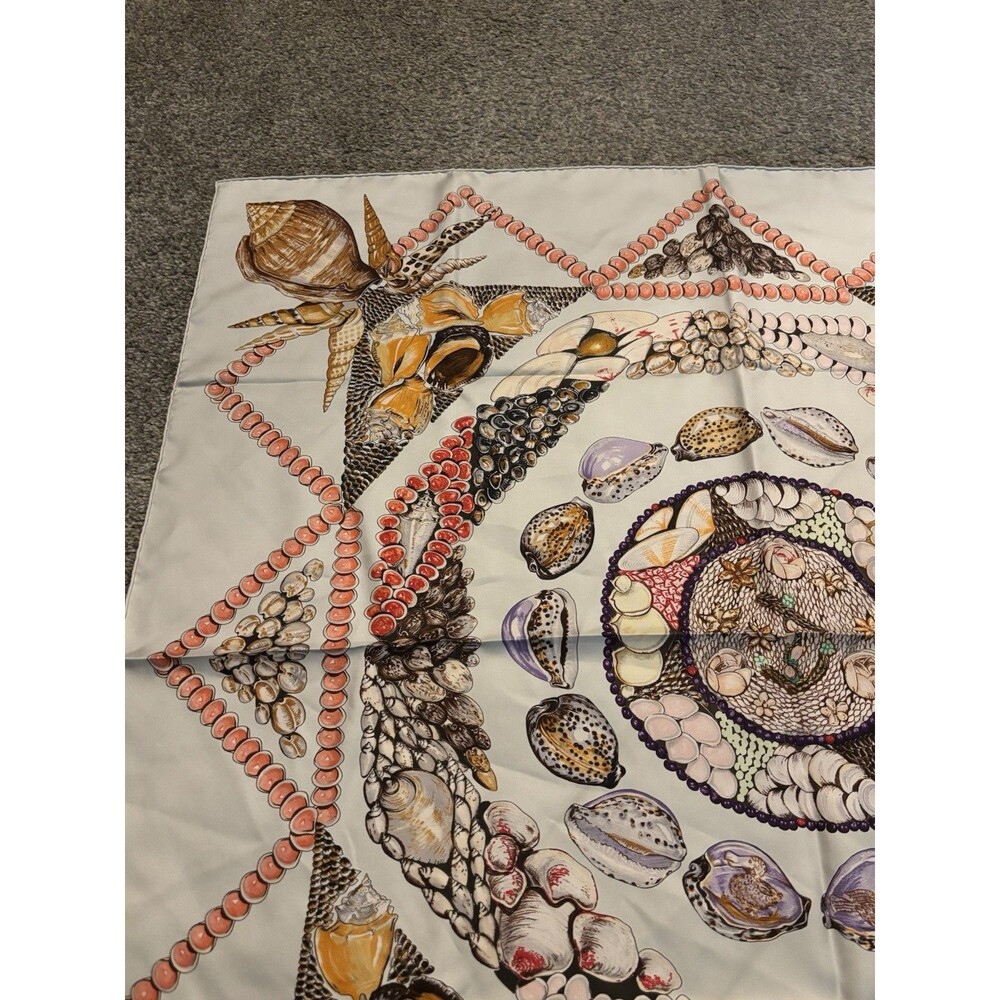 Hermes Silk Scarf 90 ROCAILLE Shell Vintage Design No Box - Picture 8 of 11
